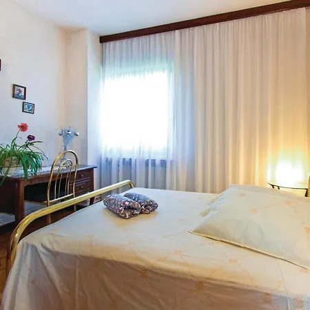 Croatia With Parking, Kitchen And Dining Area For Guests Gæstehus *