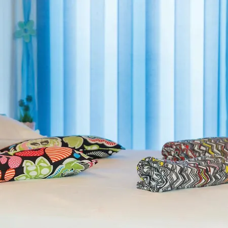 Croatia With Parking, Kitchen And Dining Area For Guests